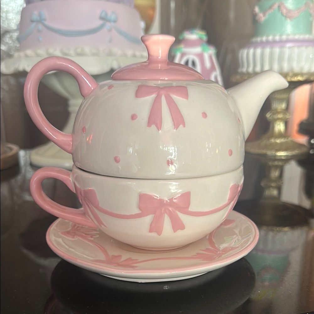 Tea for one Pink and White Teapot Set with Bow Design coquette aesthetic lolita